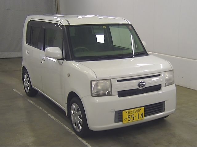 69214 Daihatsu Move conte L575S 2012 г. (Honda Kyushu)